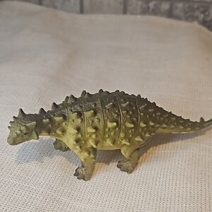 Vintage Armoured  Euoplocephalus Spiked Dinosaur Reptile Toy